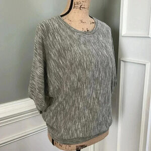 DKNY Batwing Sleeve Top Size: Medium